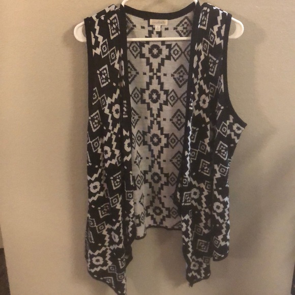 Black & white kimono - Picture 1 of 1